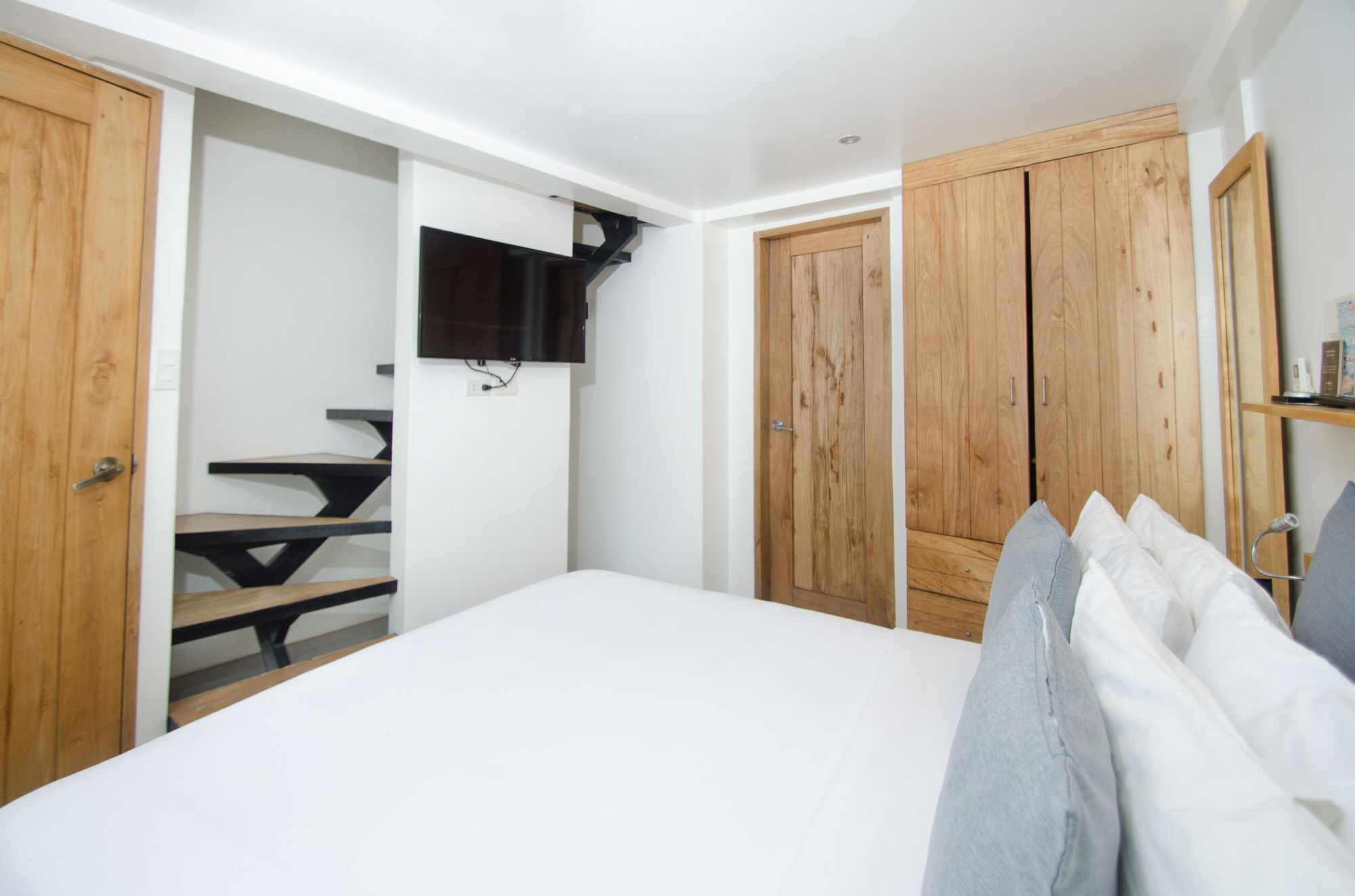 Zuzuni Boutique 3*