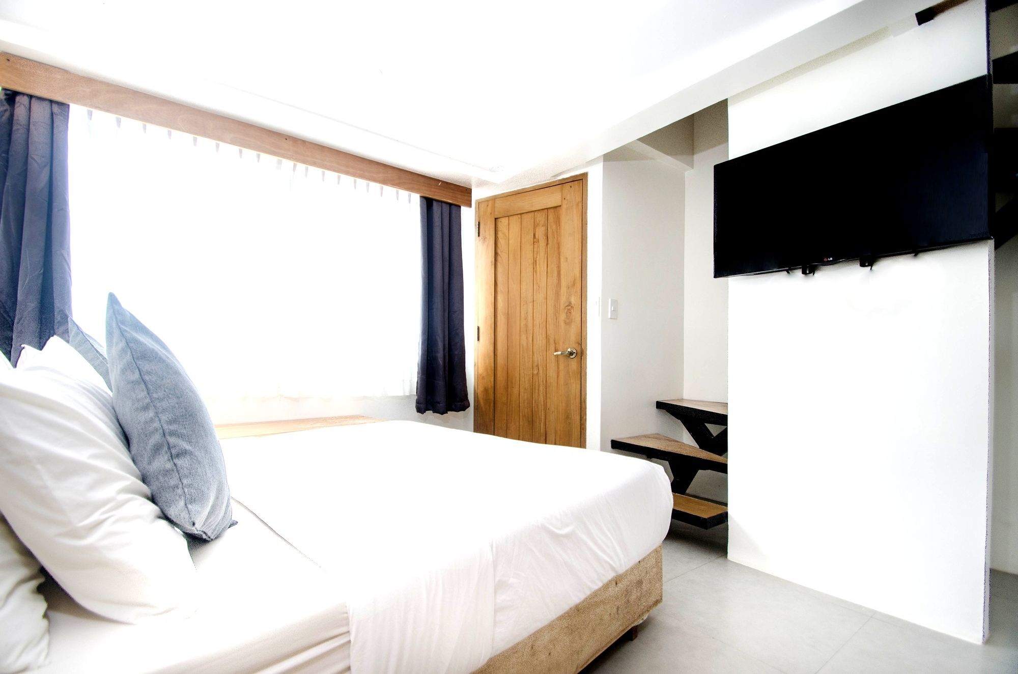 Zuzuni Boutique 3* Balabag (Boracay)