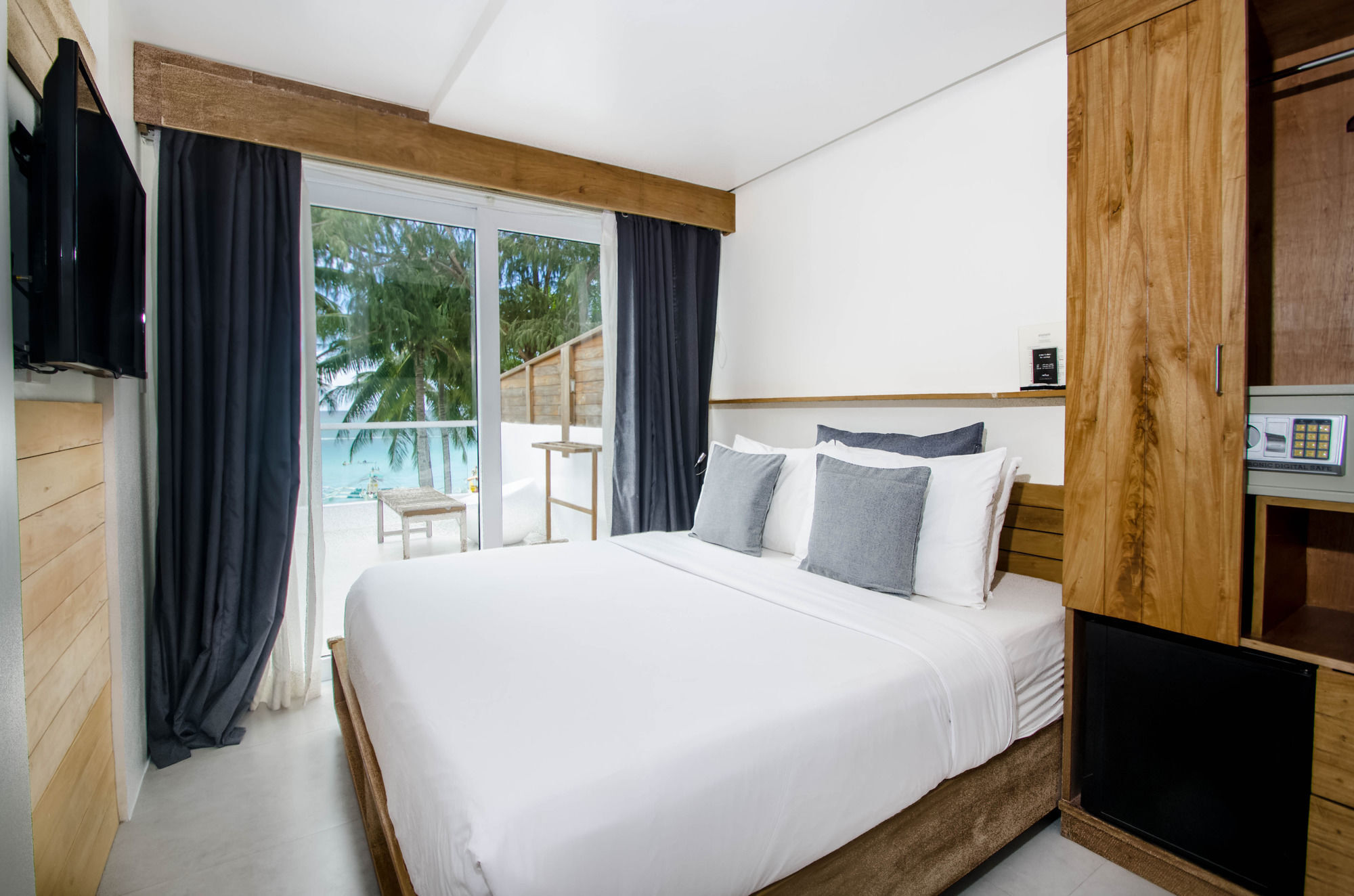 Zuzuni Boutique Balabag (Boracay)