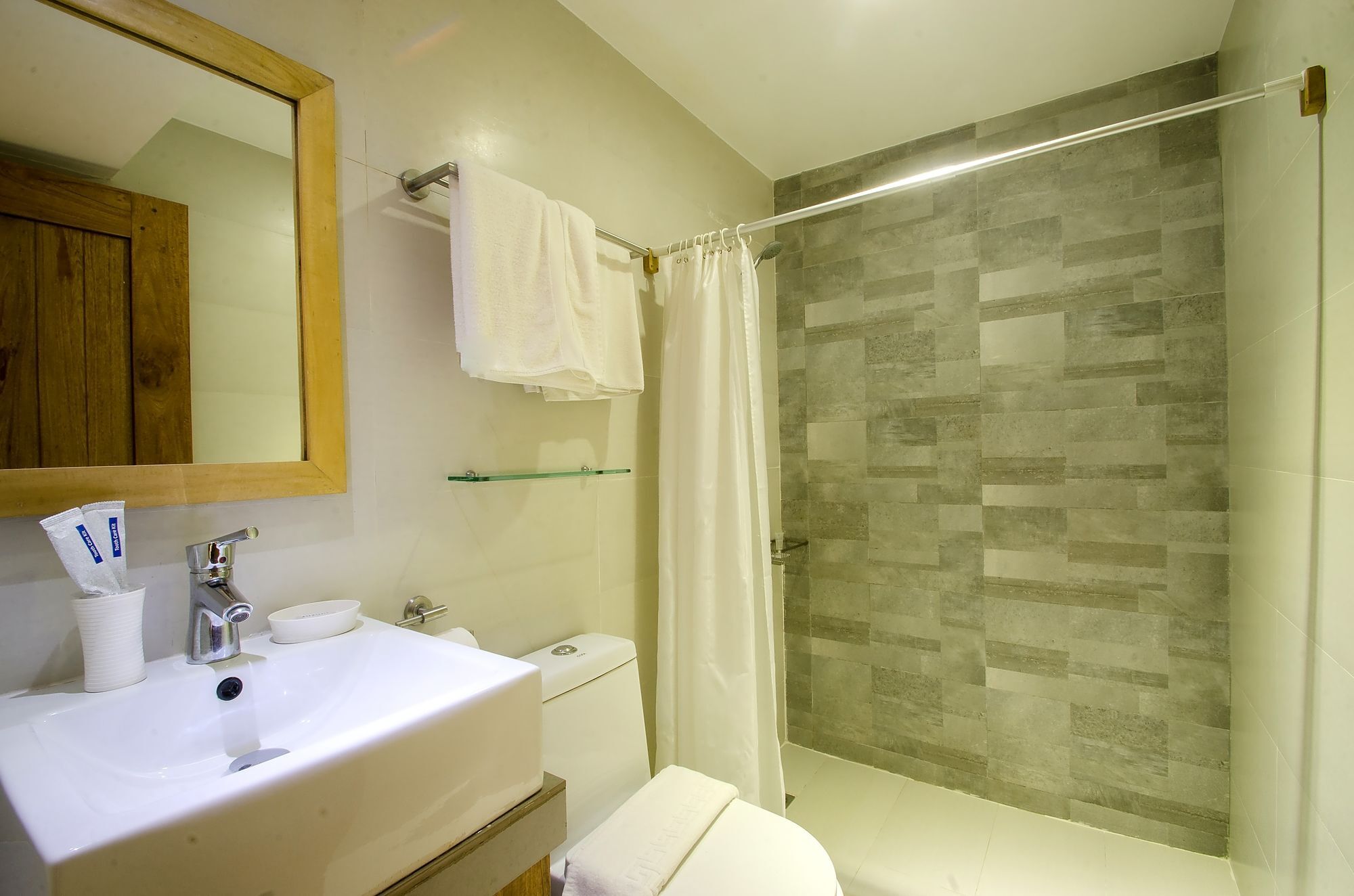 Zuzuni Boutique 3* Balabag (Boracay)